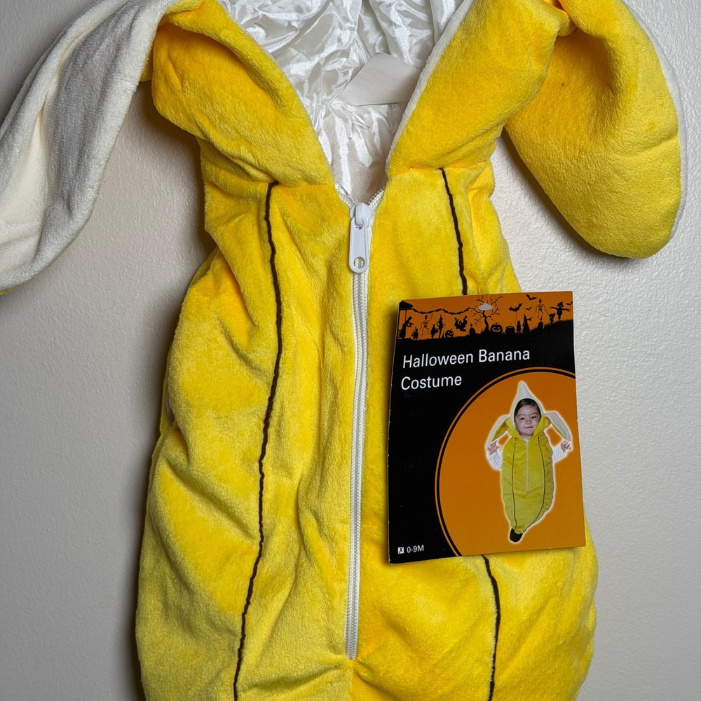 Tom's Toy International Unisex Halloween Banana Costume 0-9M Yellow Bunting - Picture 2 of 7